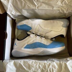 Air Jordan 11 Comfort Low University Blue Size 8
